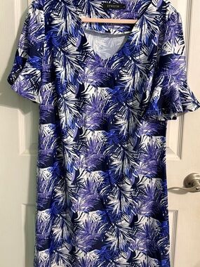 Blue & White Palm-Print Midi Dress